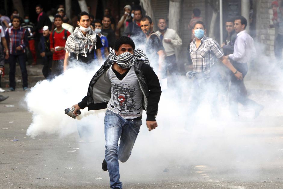 Gas lacrimógeno contra las manifestaciones