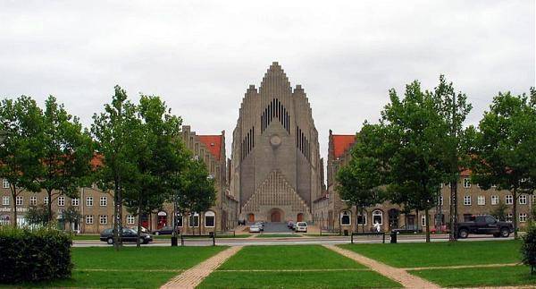 Iglesia de Grundtvit Arquitectura escandinava